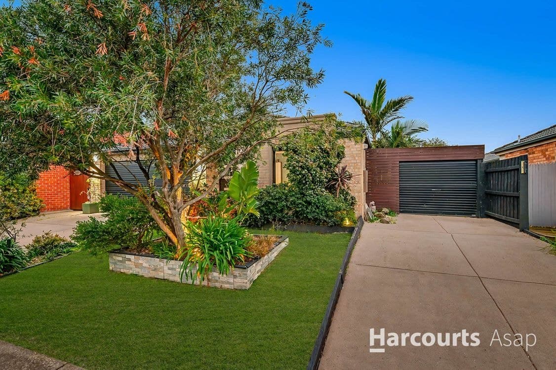 15 Osmington Circle, Narre Warren South, VIC 3805, Narre Warren South - Thumbnail 2
