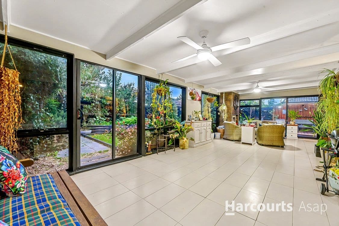 15 Osmington Circle, Narre Warren South, VIC 3805, Narre Warren South - Thumbnail 8