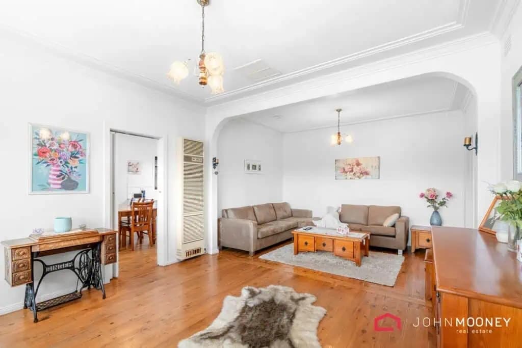 5 Binnak Place, Mount Austin NSW 2650, Mount Austin - Thumbnail 5