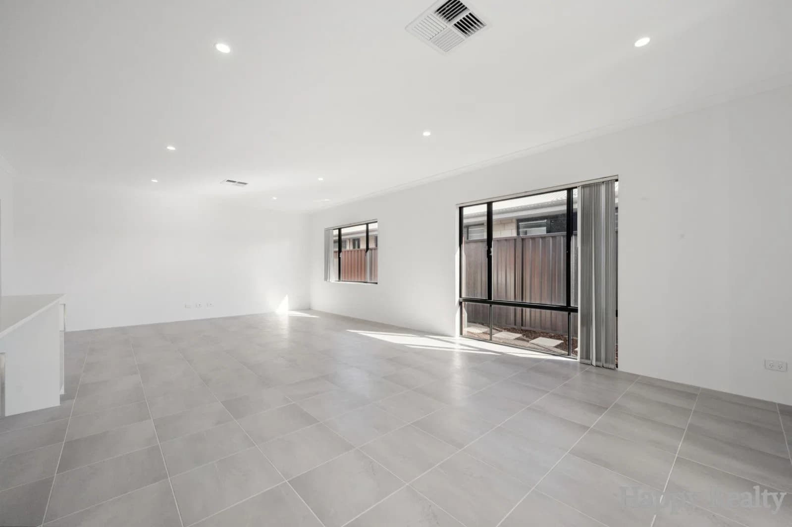 15 Handler Road, FORRESTDALE WA 6112, Forrestdale - Thumbnail 8