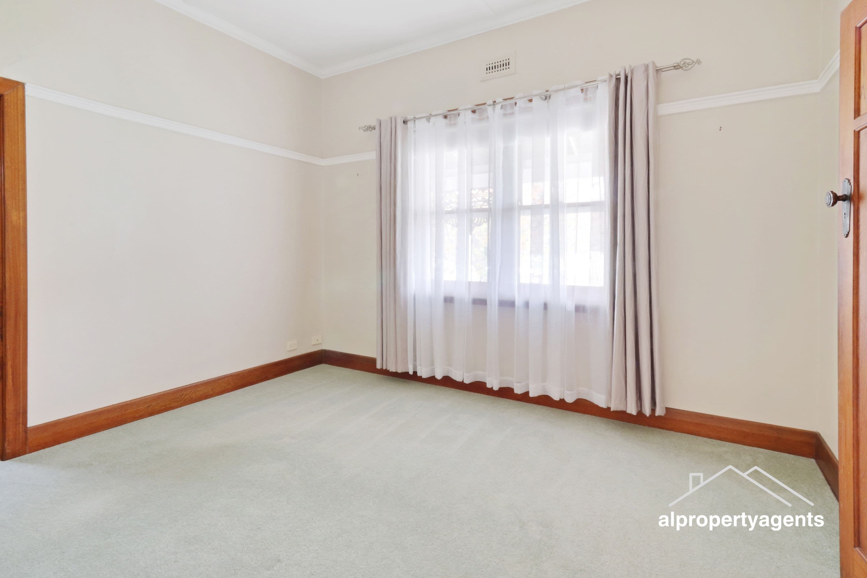 15 Harriett Street, Horsham VIC 3400, Horsham - Thumbnail 6