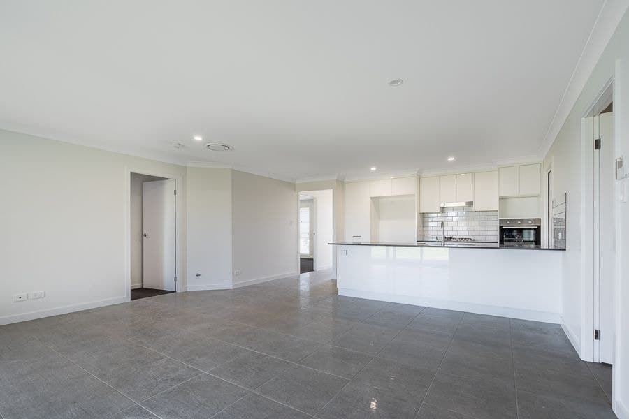 21 Wollomombi Parade, Dubbo NSW 2830, Dubbo - Thumbnail 3