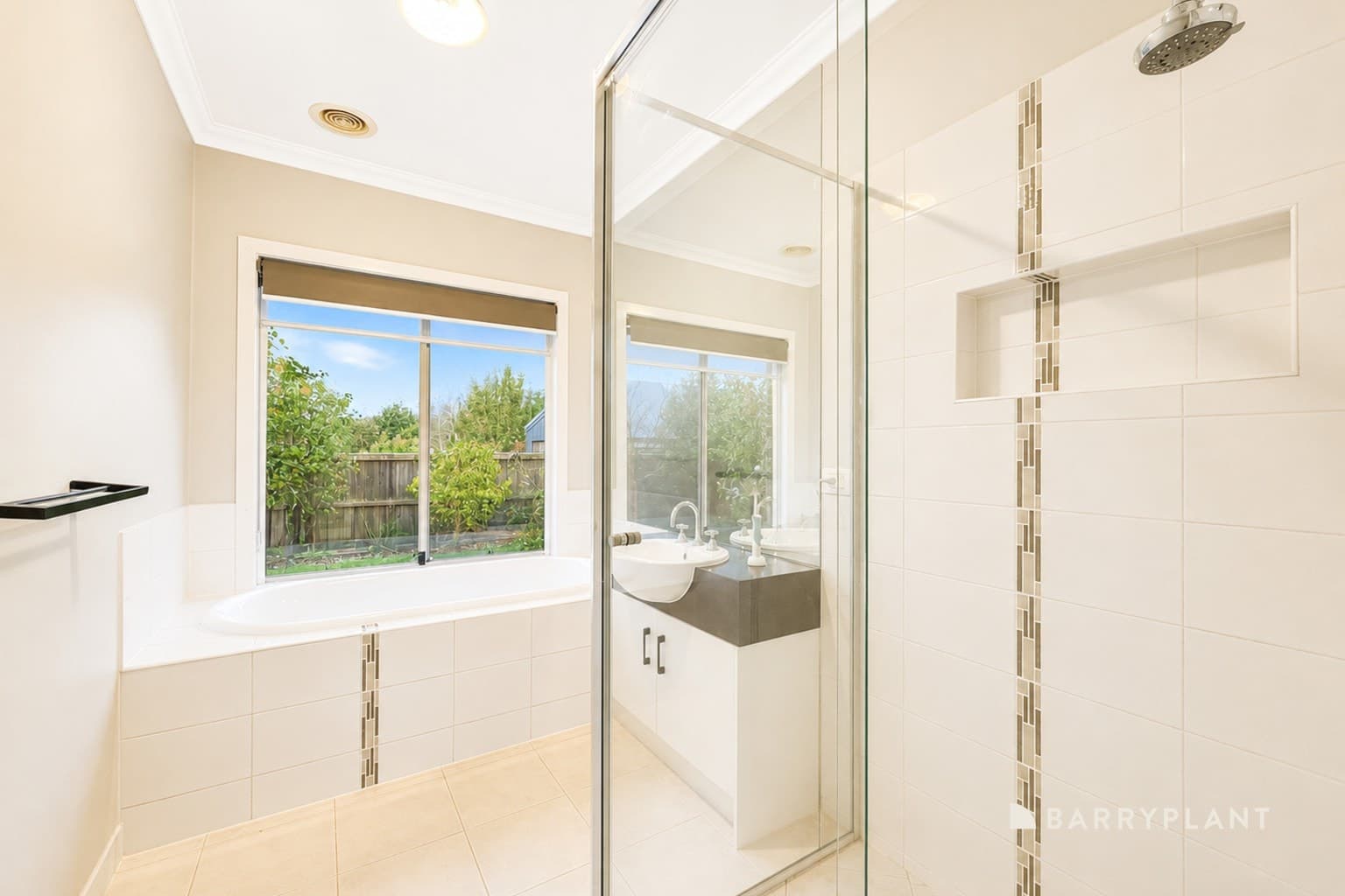 172 Twin Ranges Drive, Warragul, VIC 3820, Warragul - Thumbnail 6