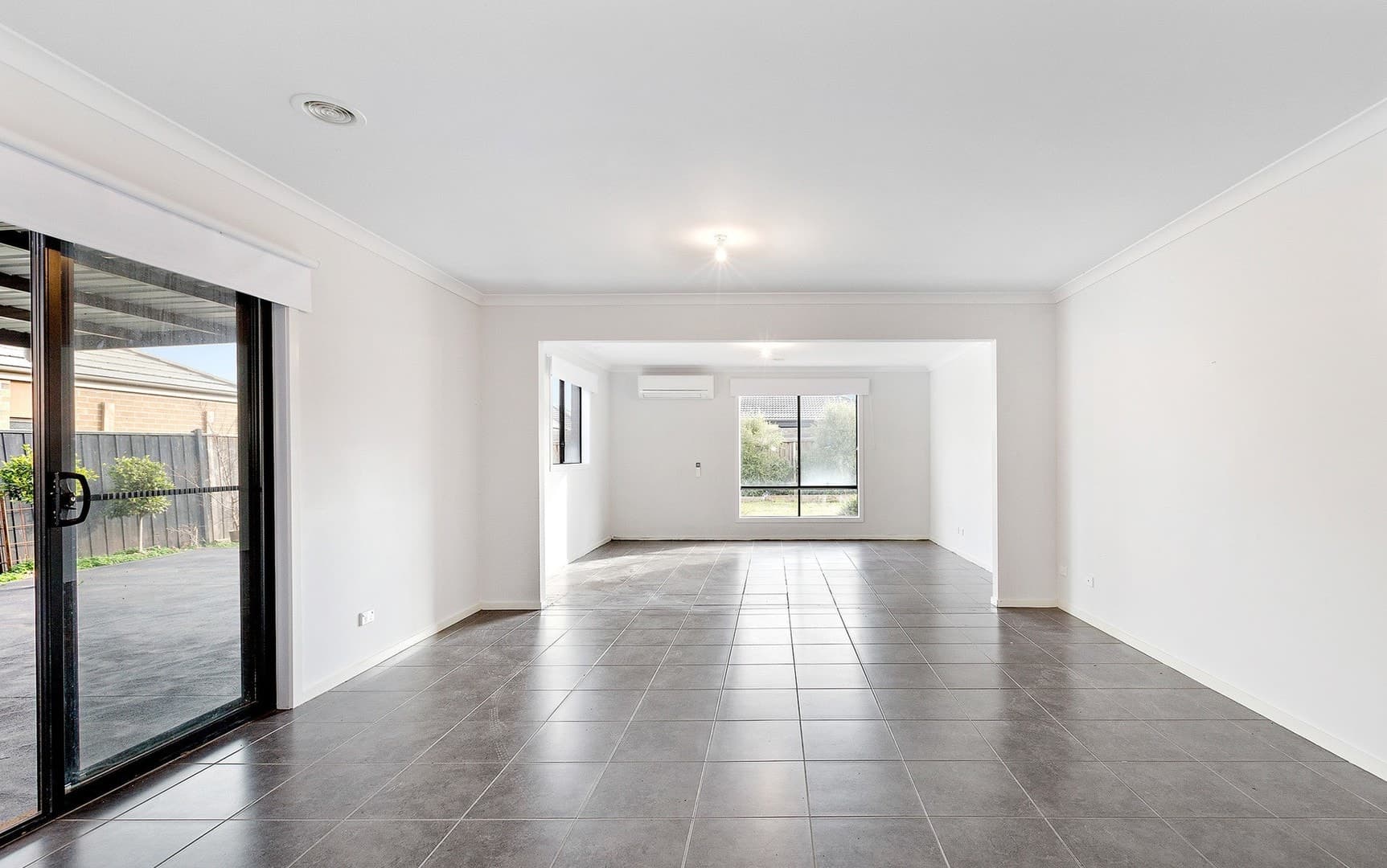 13 Ravida Avenue, Melton West, VIC 3337, Melton West - Thumbnail 3