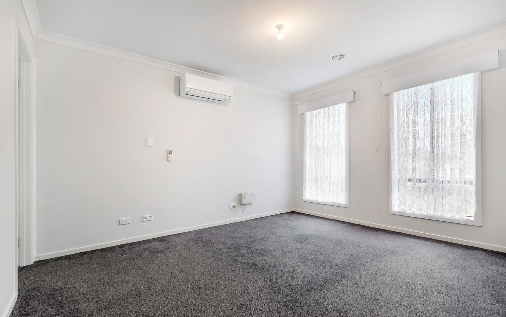 13 Ravida Avenue, Melton West, VIC 3337, Melton West - Thumbnail 5