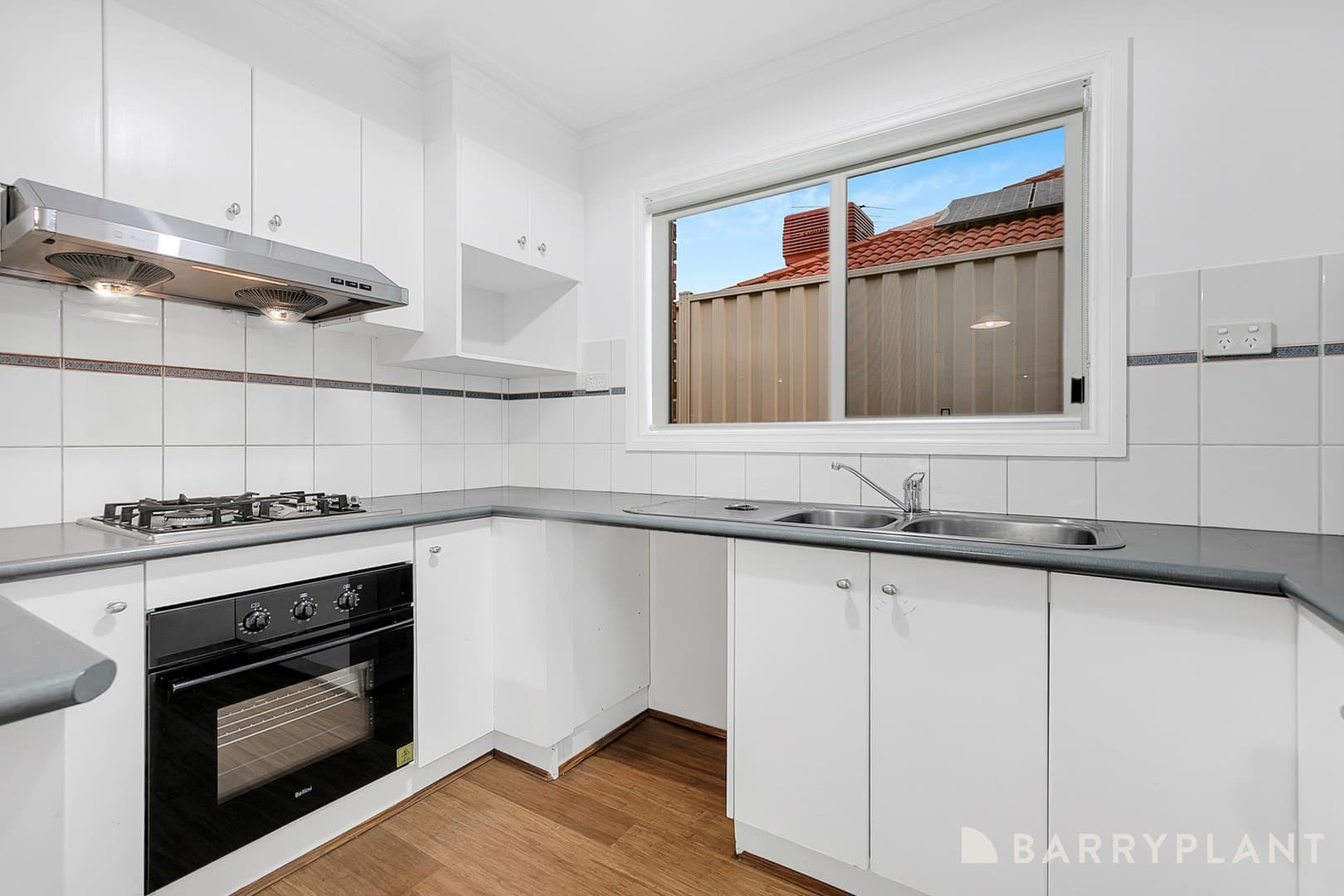 10 St Claire Avenue, South Morang, VIC 3752, South Morang - Thumbnail 3