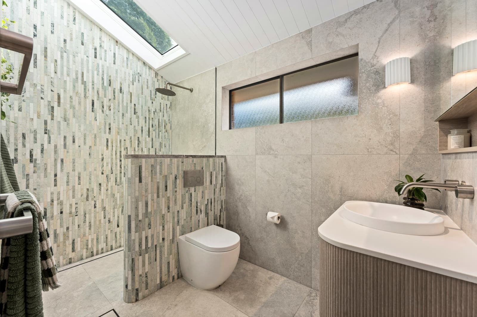 6/11 Cochrane Road, THIRROUL, Thirroul - Thumbnail 6