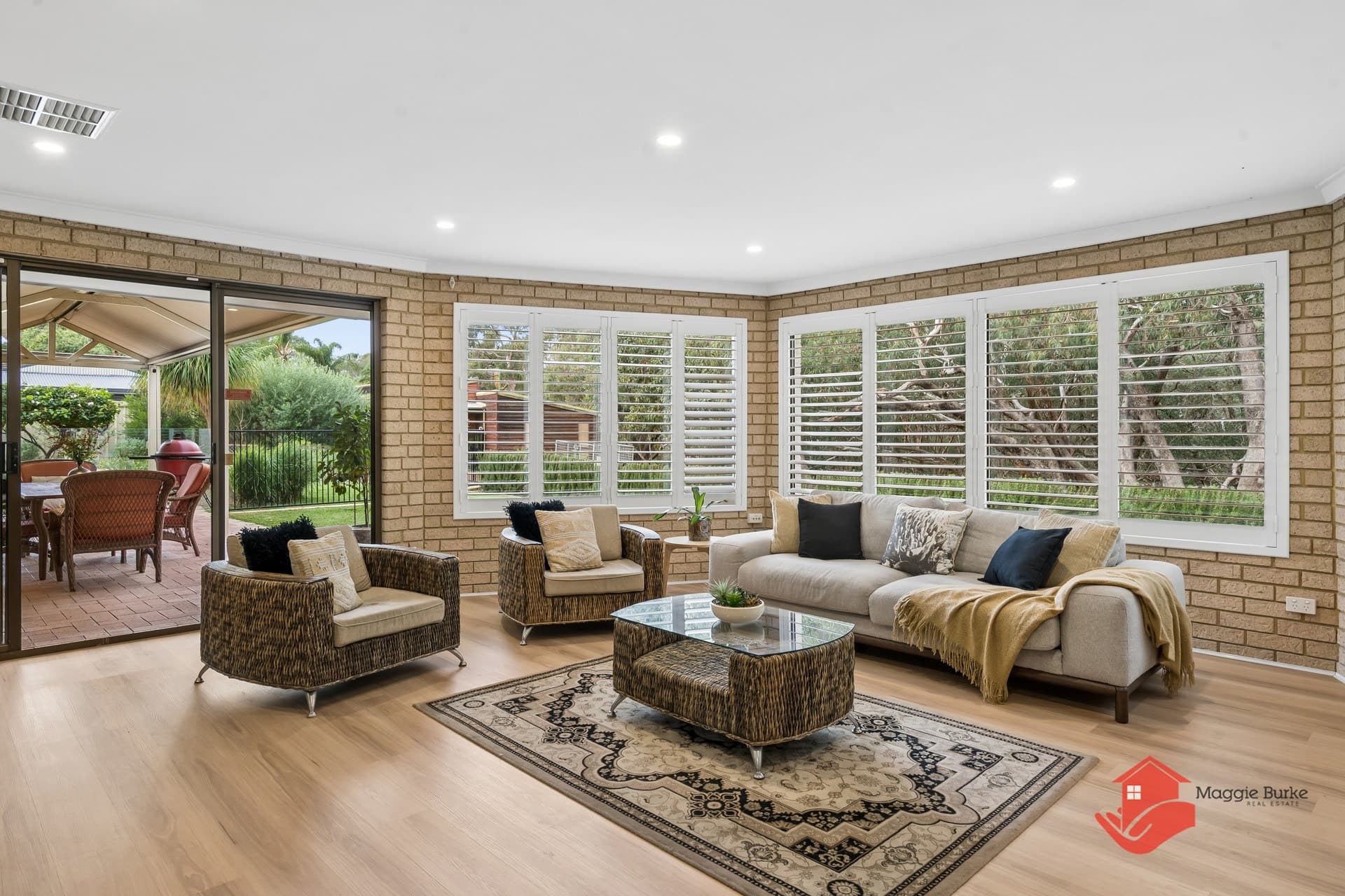 18 Mills Road West Road, Martin - Image 1