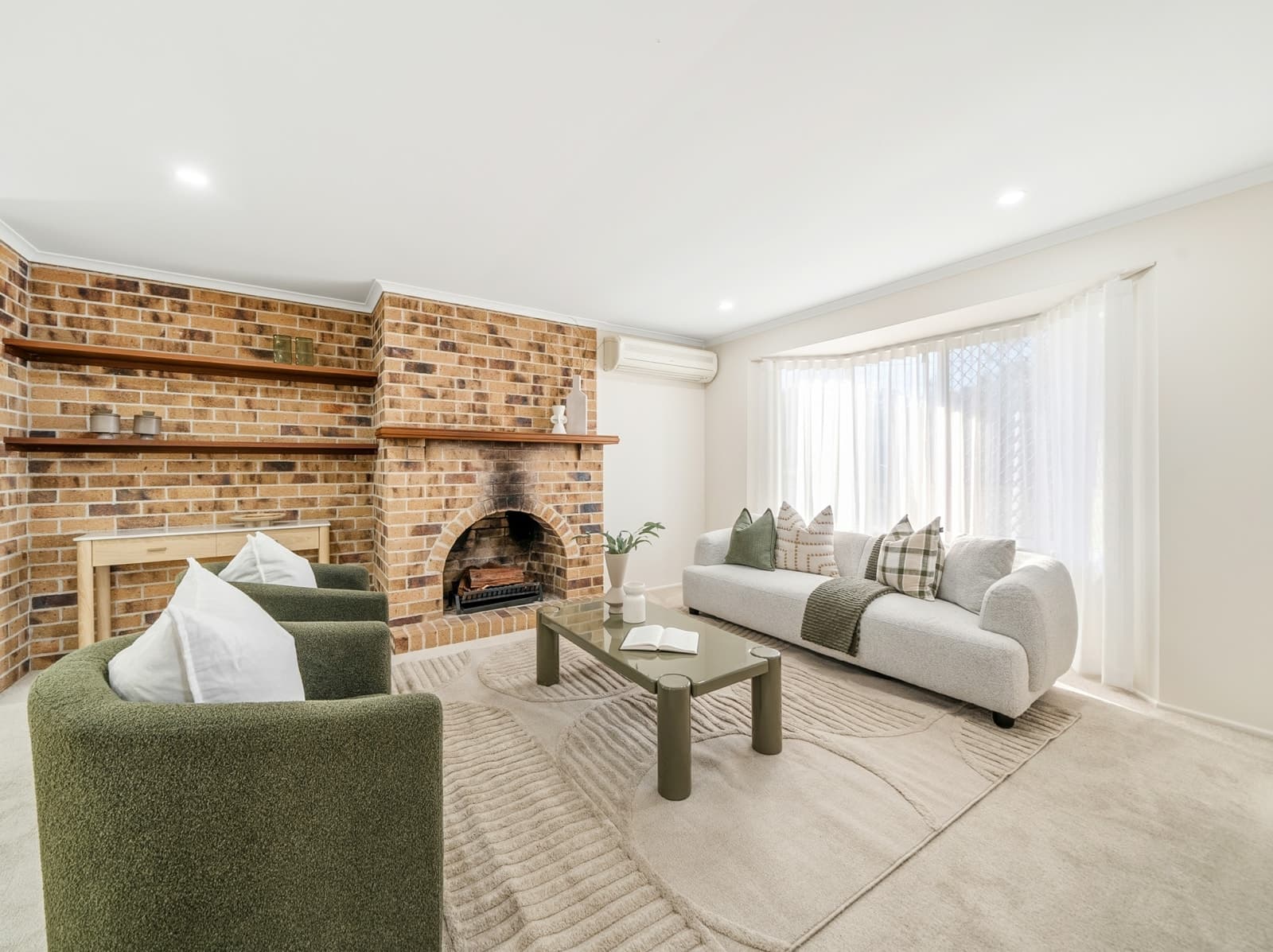 8 Osborne Drive, BURPENGARY, Burpengary - Thumbnail 5