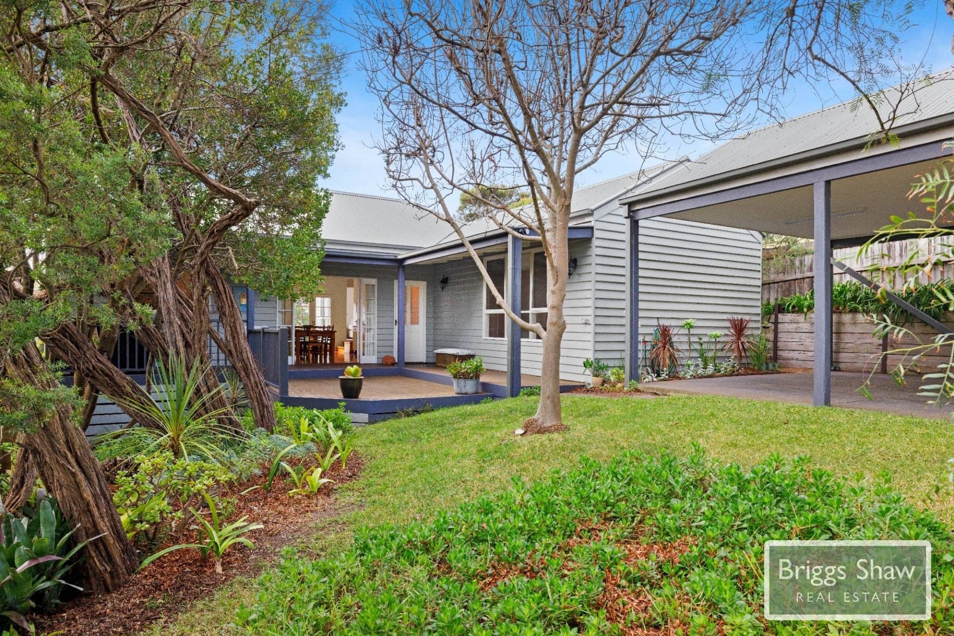 6 Henry Street Blairgowrie VIC
 
 
 $1,380,000, 000 - Thumbnail 3