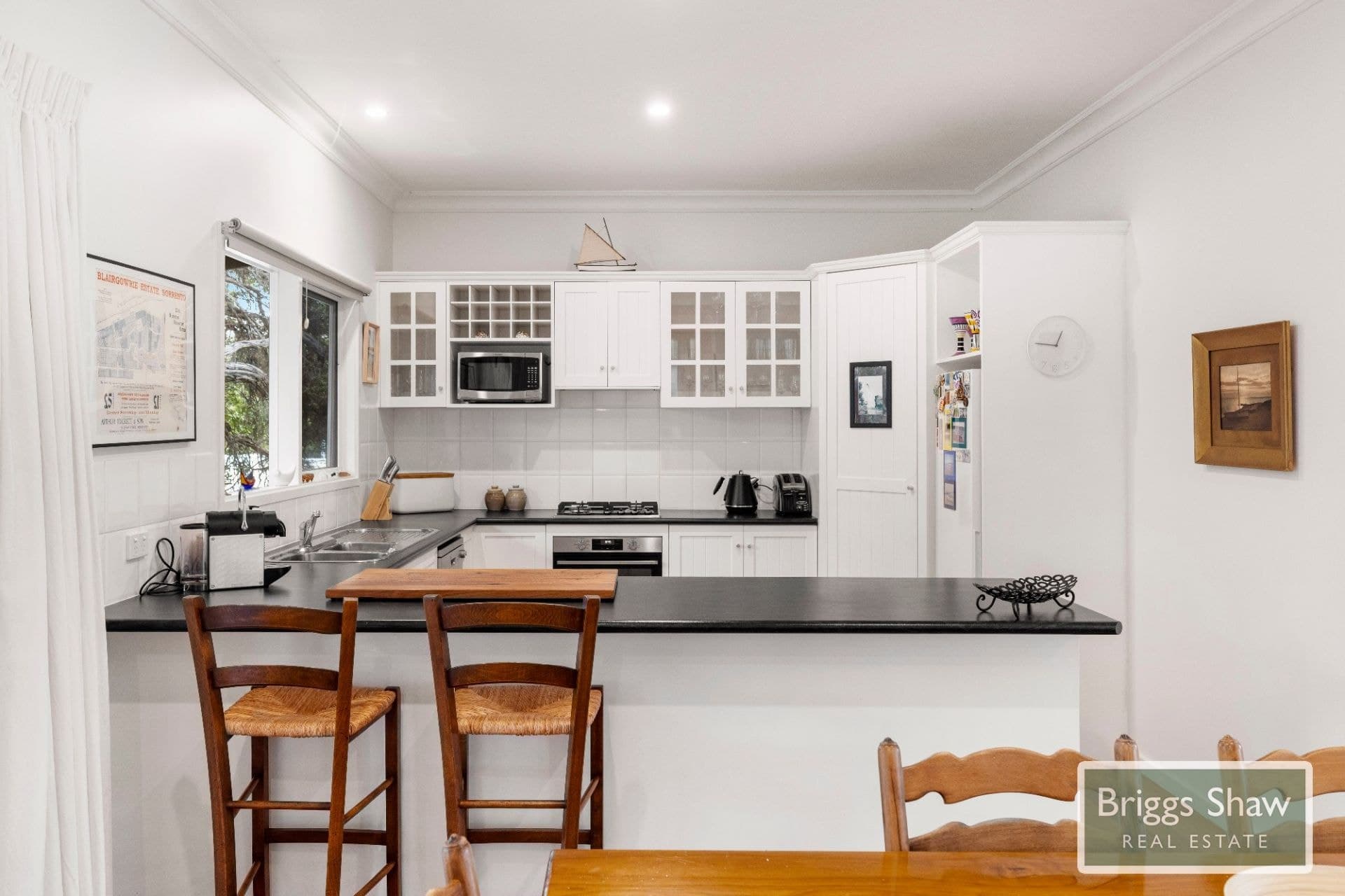 6 Henry Street Blairgowrie VIC
 
 
 $1,380,000, 000 - Thumbnail 7