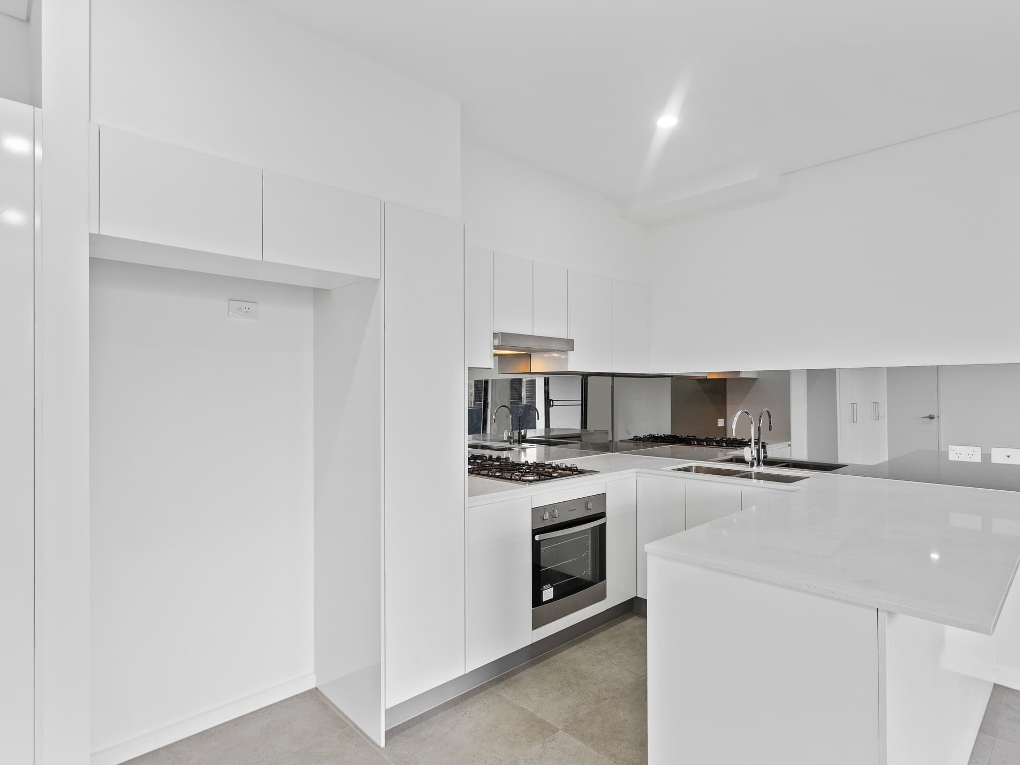 302/12,  Macarthur St, Parramatta, Parramatta - Thumbnail 2