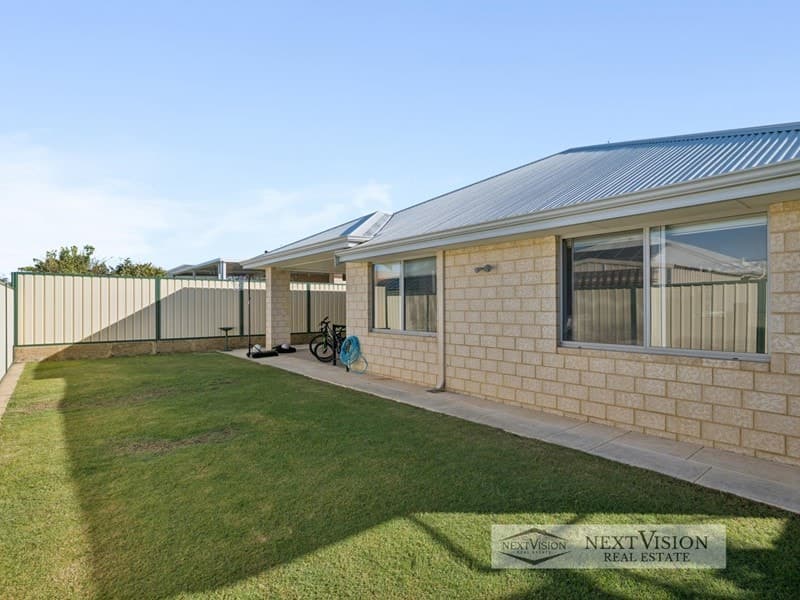 40 Eucalyptus Dr, Hammond Park, Hammond Park - Image 1