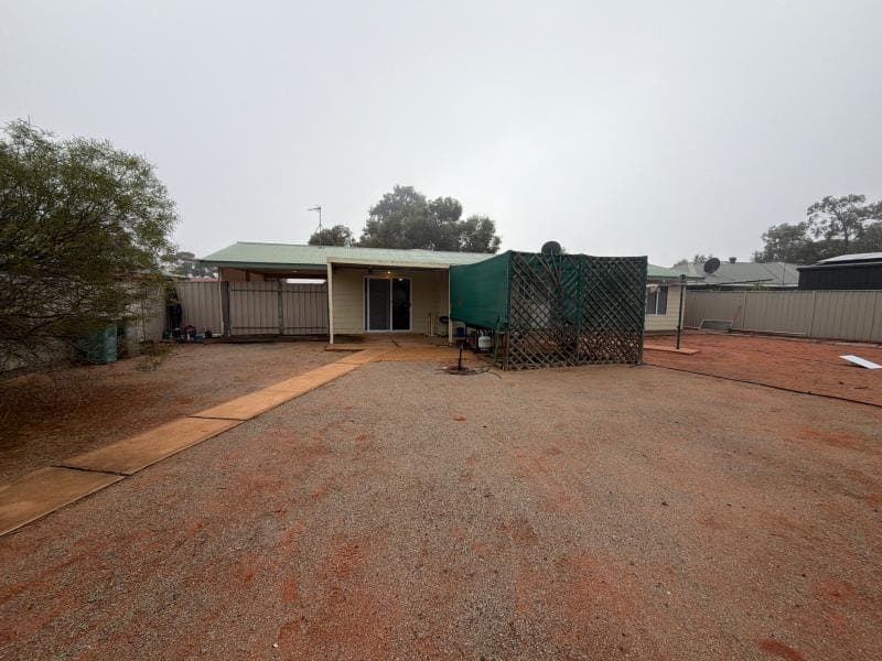 30 WILAROO STREET
ROXBY DOWNS SA 5725, Roxby Downs - Thumbnail 8