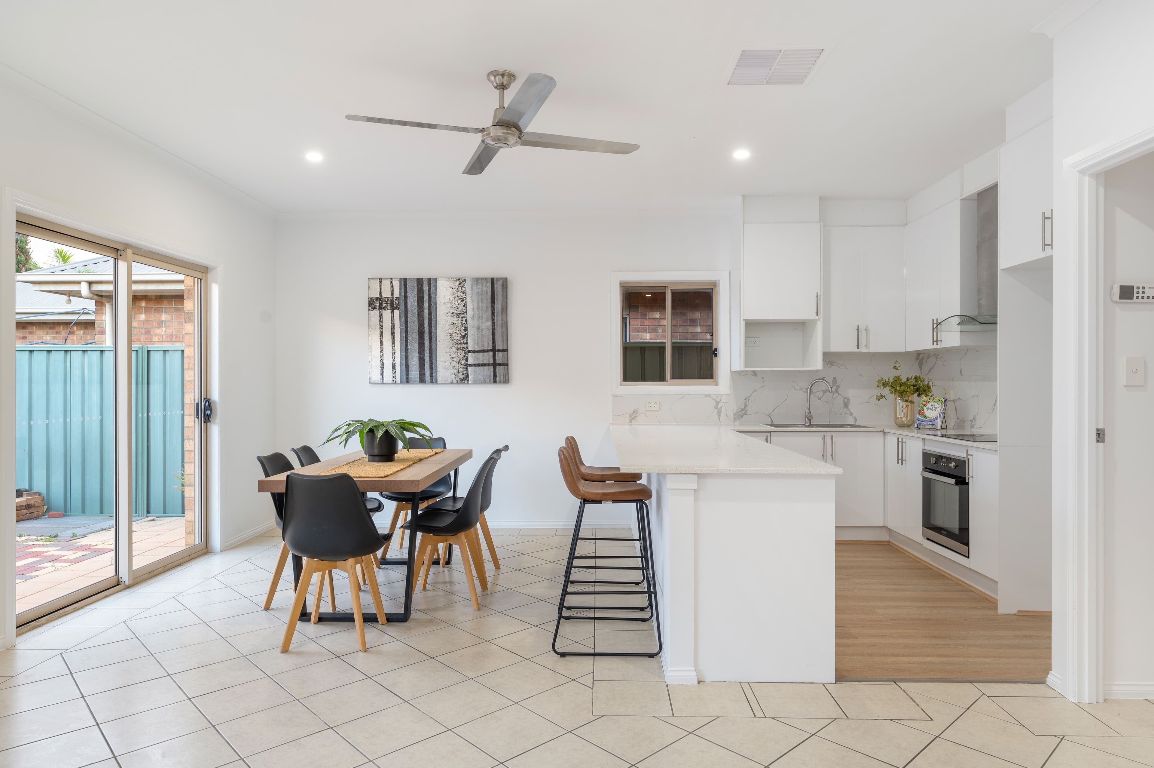 4 Lincoln Place, Mawson Lakes SA 5095, Mawson Lakes - Thumbnail 5
