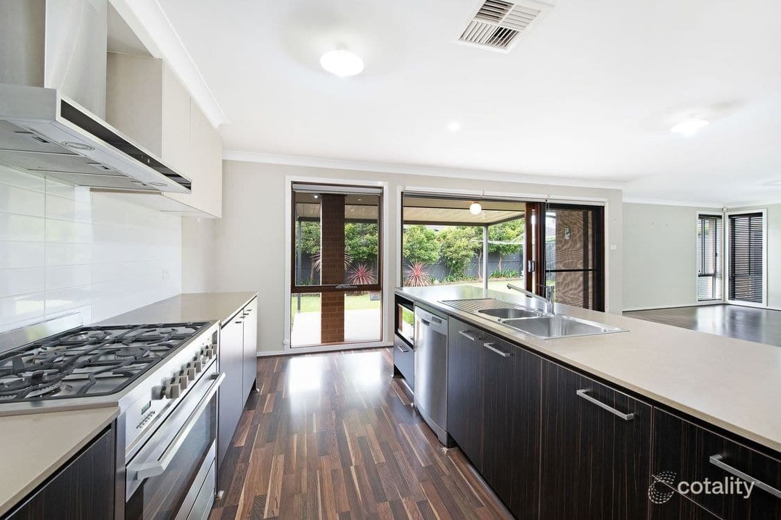 18 Marshall Avenue, ROPES CROSSING, NSW 2760, Ropes Crossing - Thumbnail 2