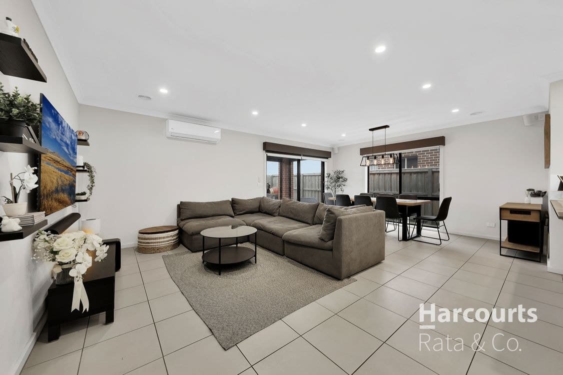 93 Madura Promenade, Mickleham, VIC 3064, Mickleham - Thumbnail 5