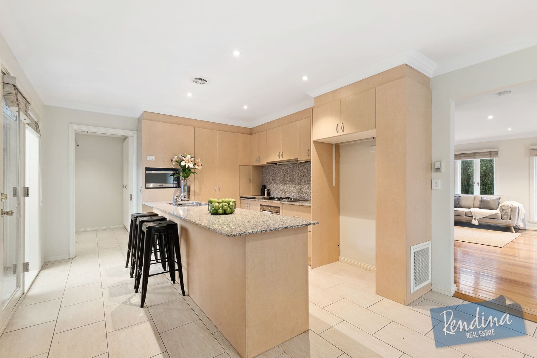1/4 Cooper Street, Essendon, VIC 3040, Essendon - Thumbnail 2