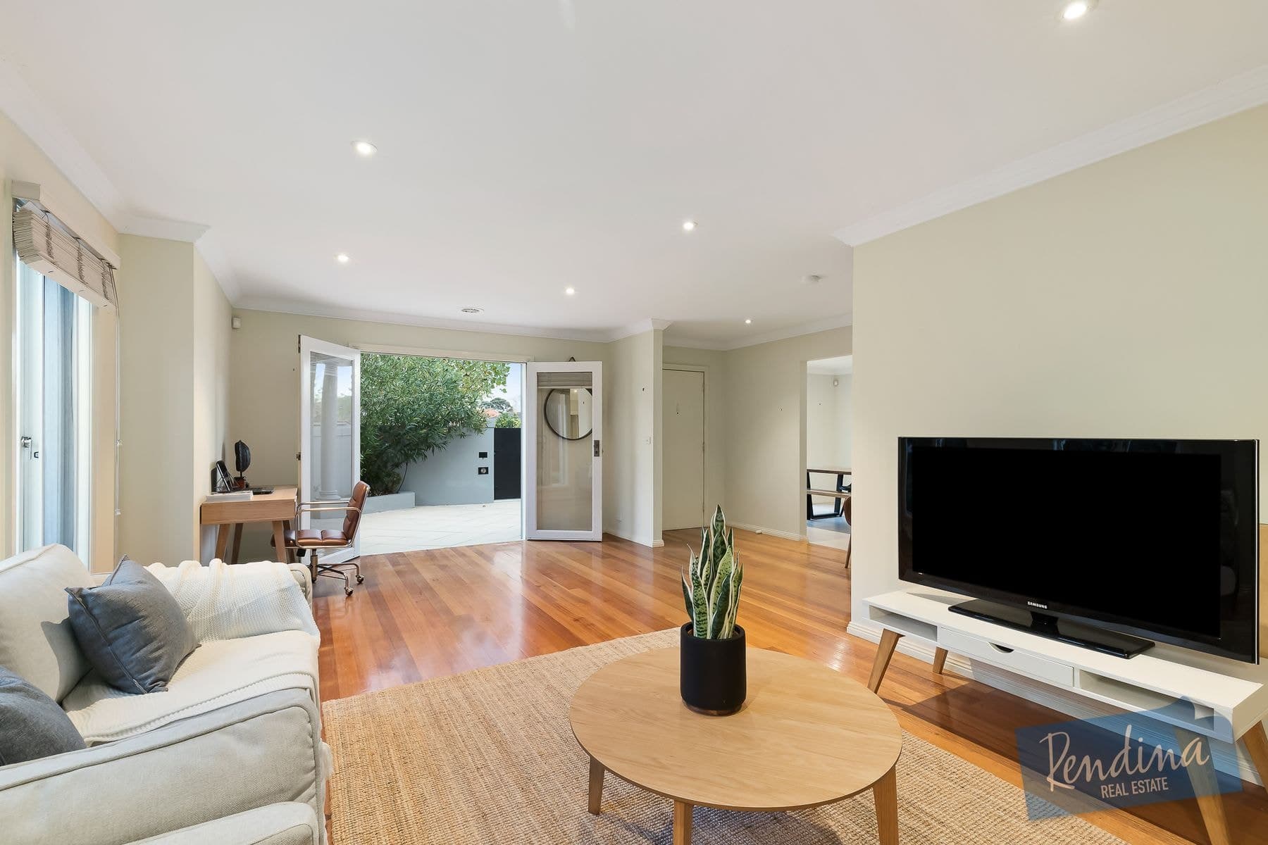 1/4 Cooper Street, Essendon, VIC 3040, Essendon - Thumbnail 3