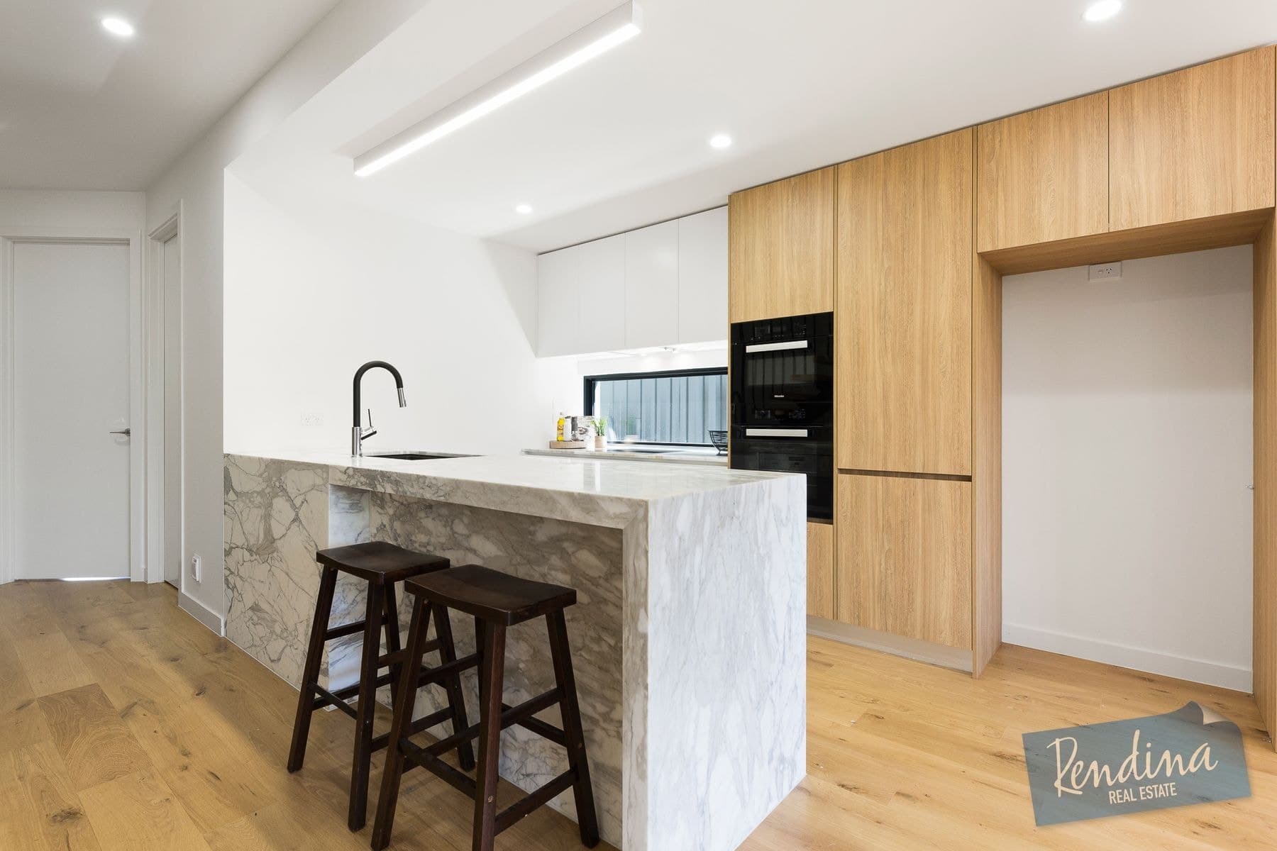 2C Batman Street, Aberfeldie, VIC 3040, Aberfeldie - Thumbnail 2