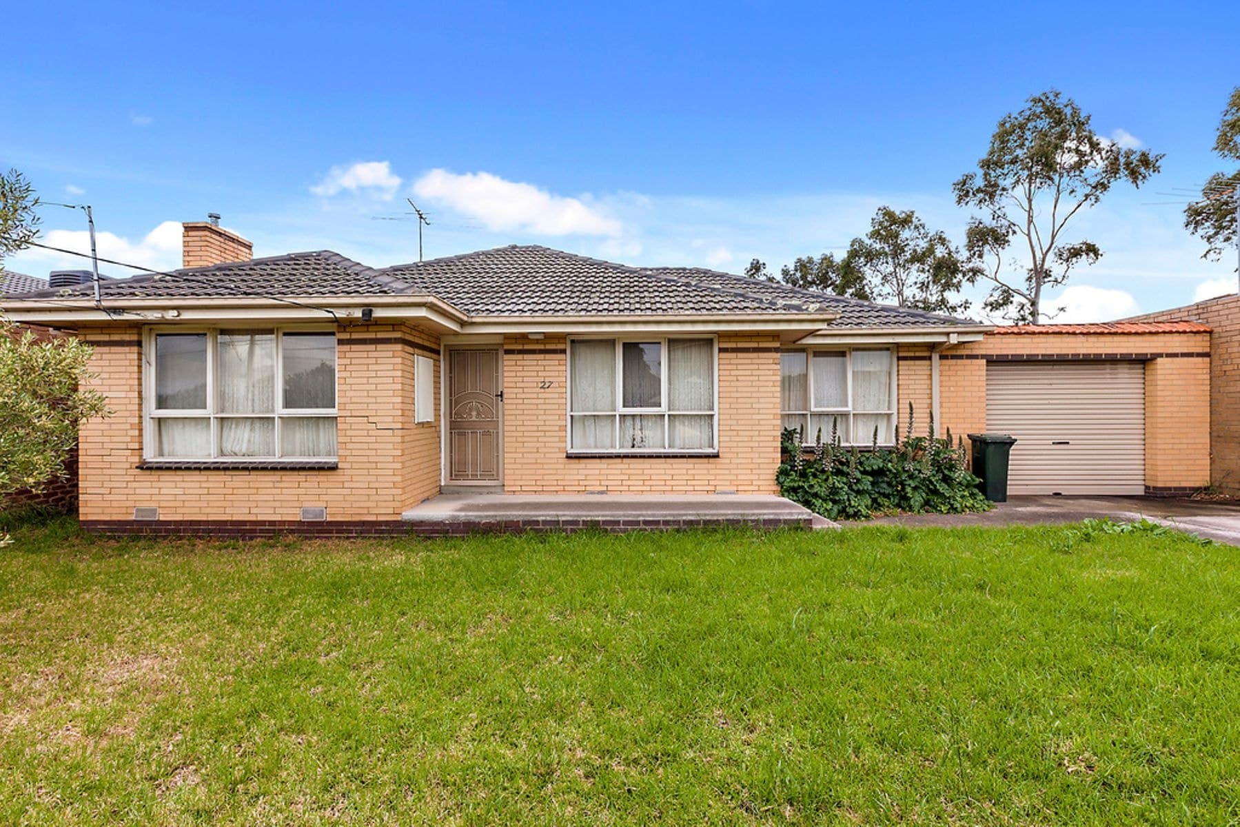 27 Winnington Street, Deer Park, VIC 3023, Deer Park - Thumbnail 2