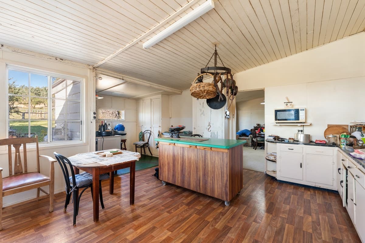 15687 New England Highway, Nevilton QLD 4361, Nevilton - Thumbnail 6