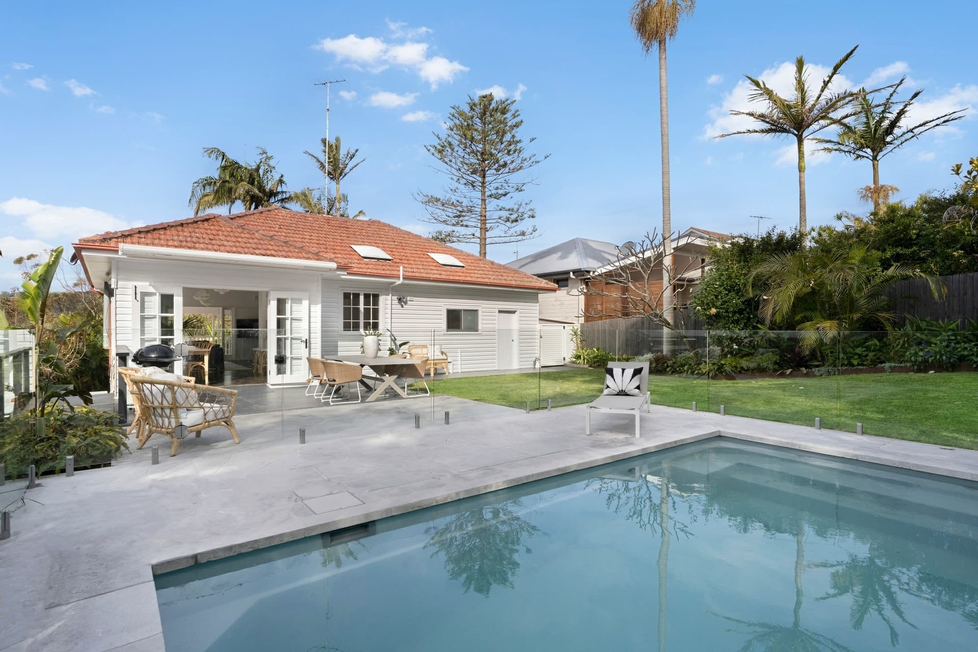 713 Barrenjoey Road, Avalon Beach, Avalon Beach - Thumbnail 2