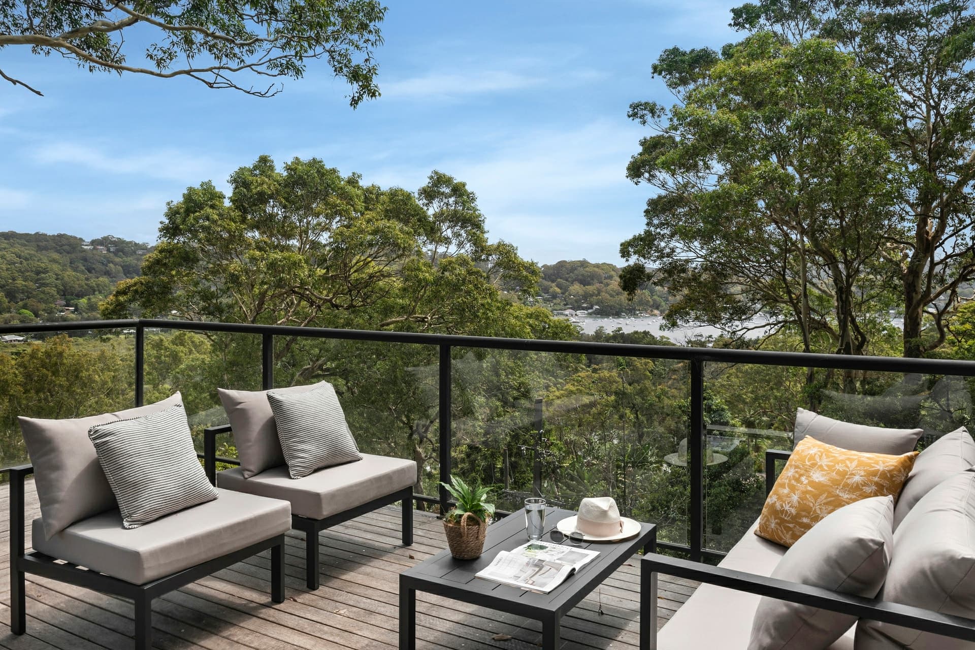 65 Dolphin Crescent Avalon Beach NSW, Avalon Beach - Thumbnail 2