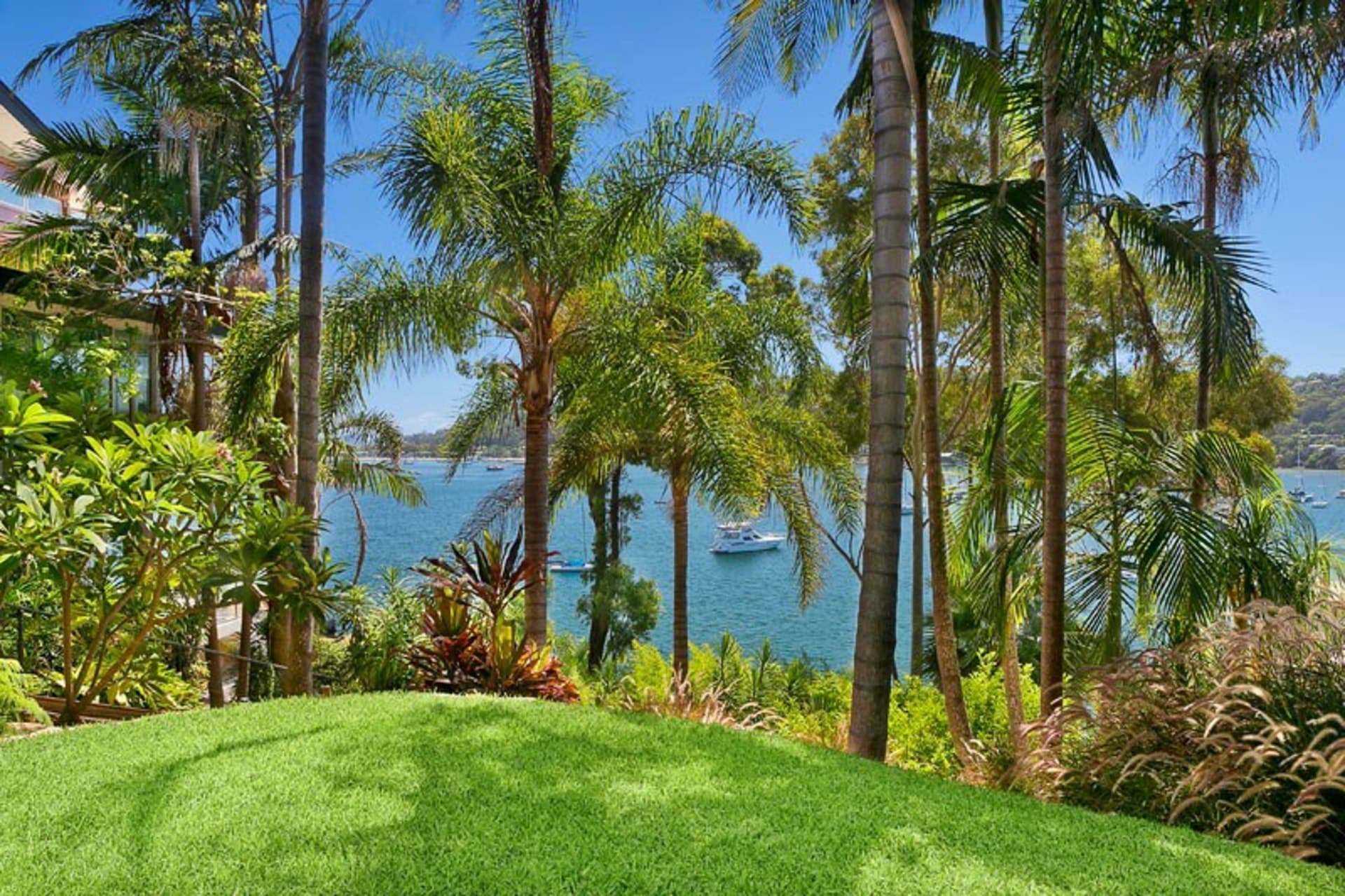 8a Cabarita Road Avalon Beach NSW, Avalon Beach - Thumbnail 2