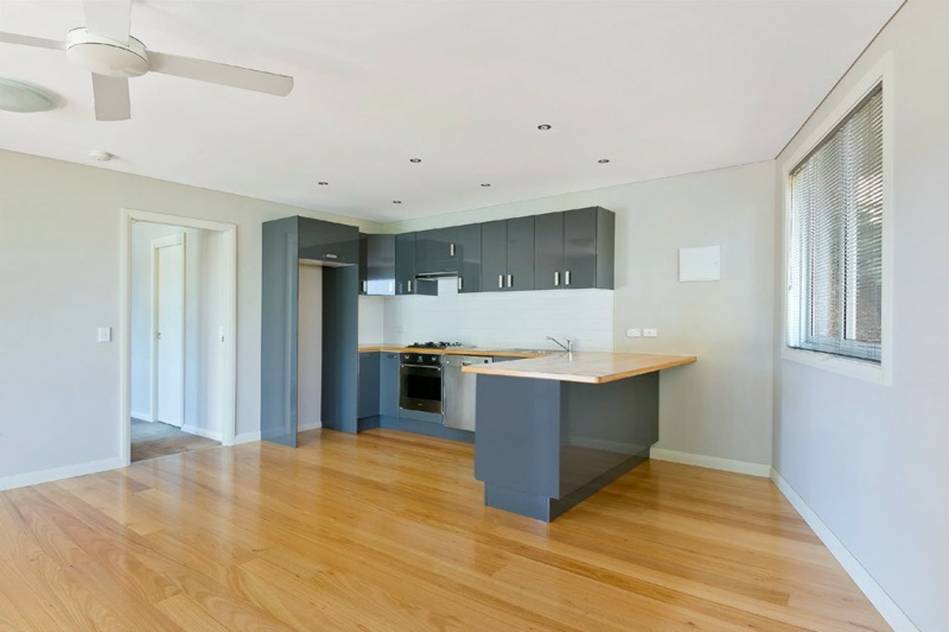 8a Cabarita Road Avalon Beach NSW, Avalon Beach - Thumbnail 4