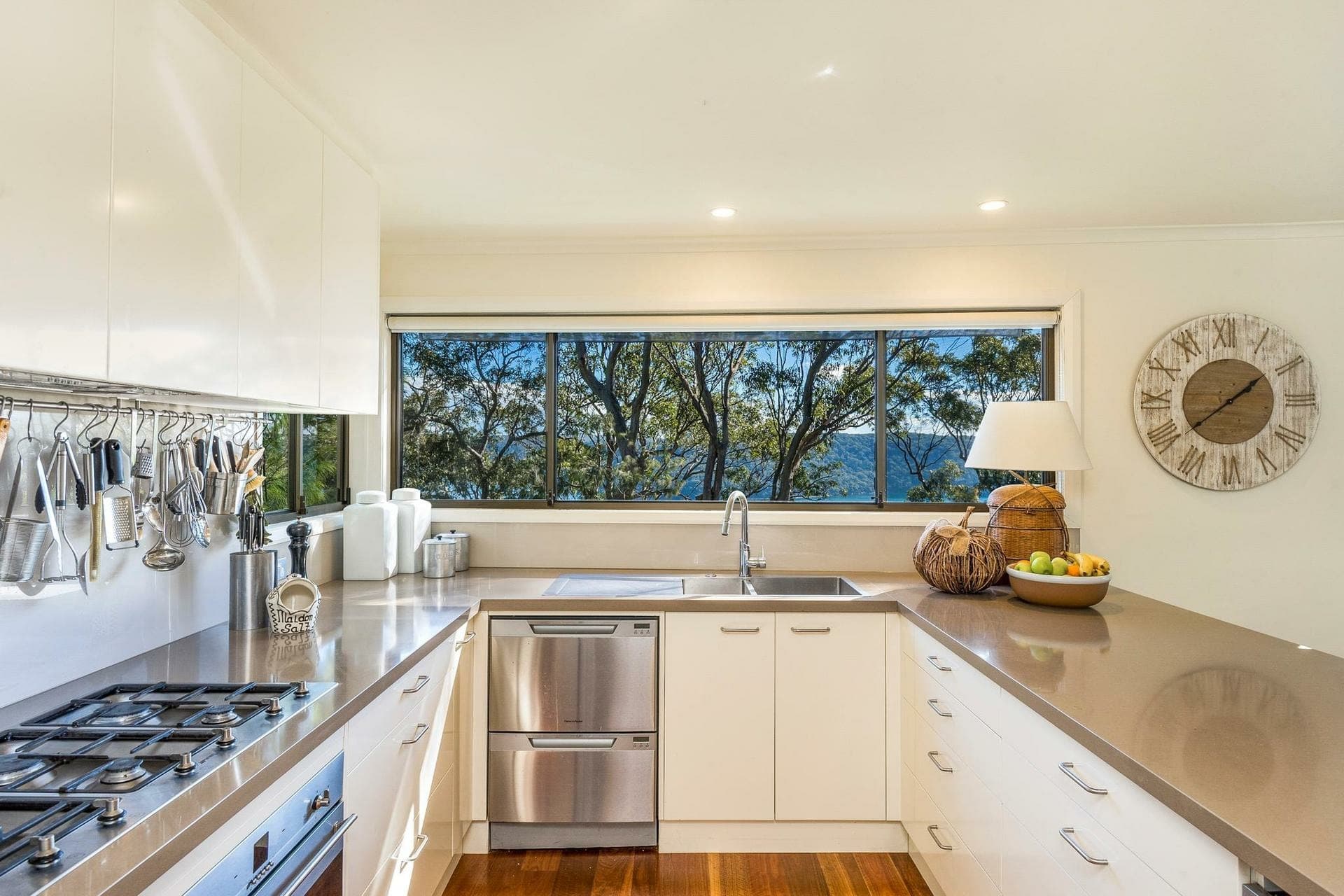 14 Capri Close Avalon Beach NSW, Avalon Beach - Thumbnail 4