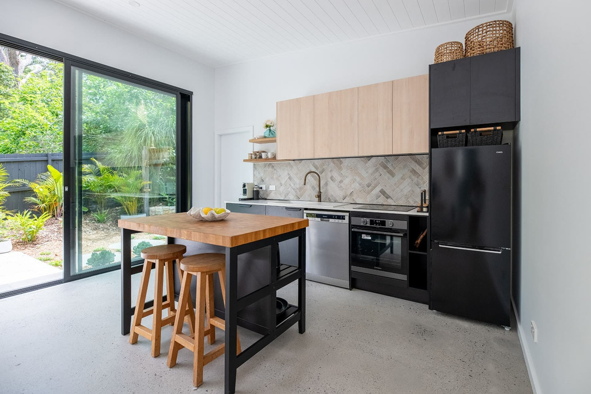 22A Coonanga Road, Avalon Beach, Avalon Beach - Thumbnail 3