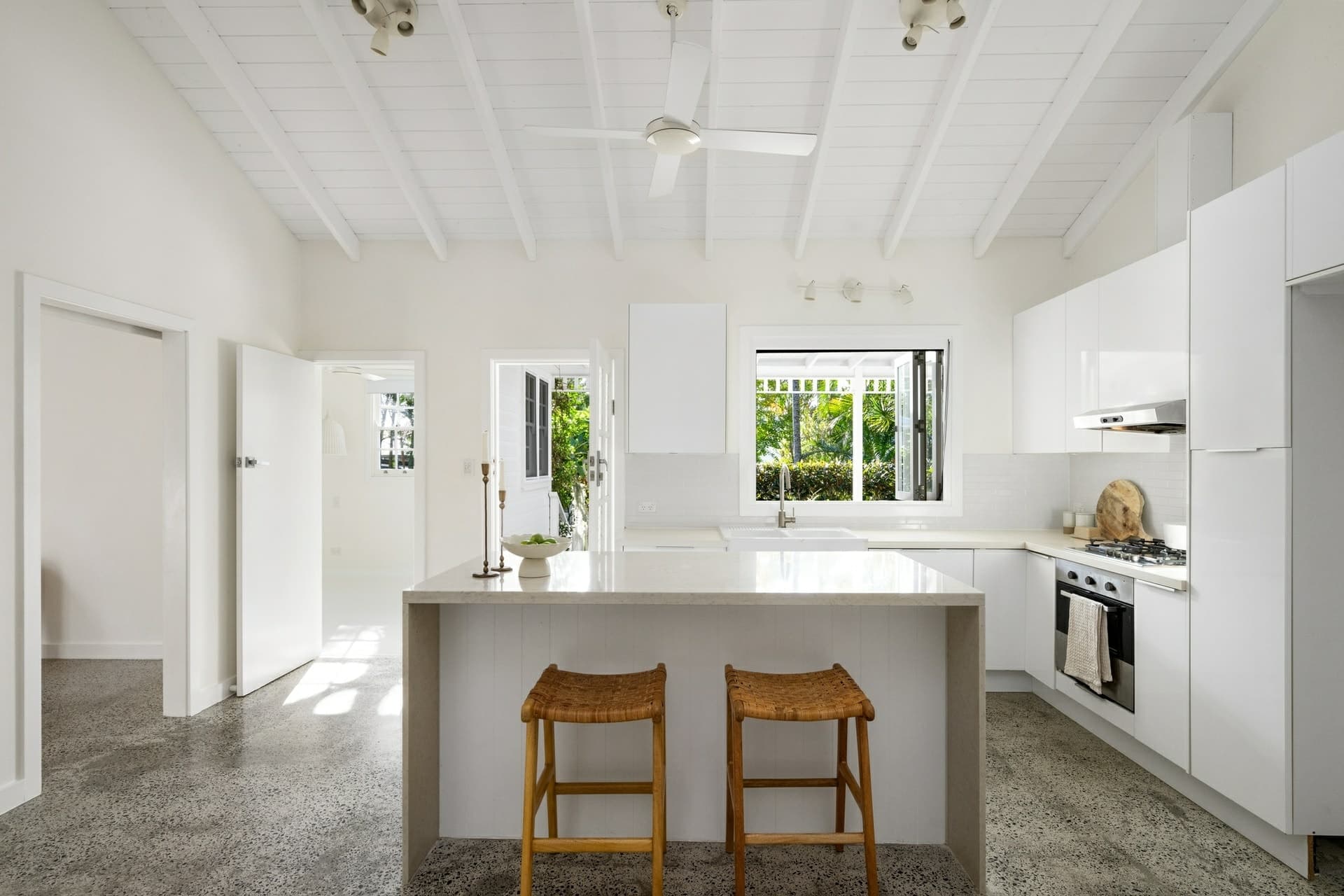 15a Whale Beach Road Avalon Beach NSW, Avalon Beach - Thumbnail 5