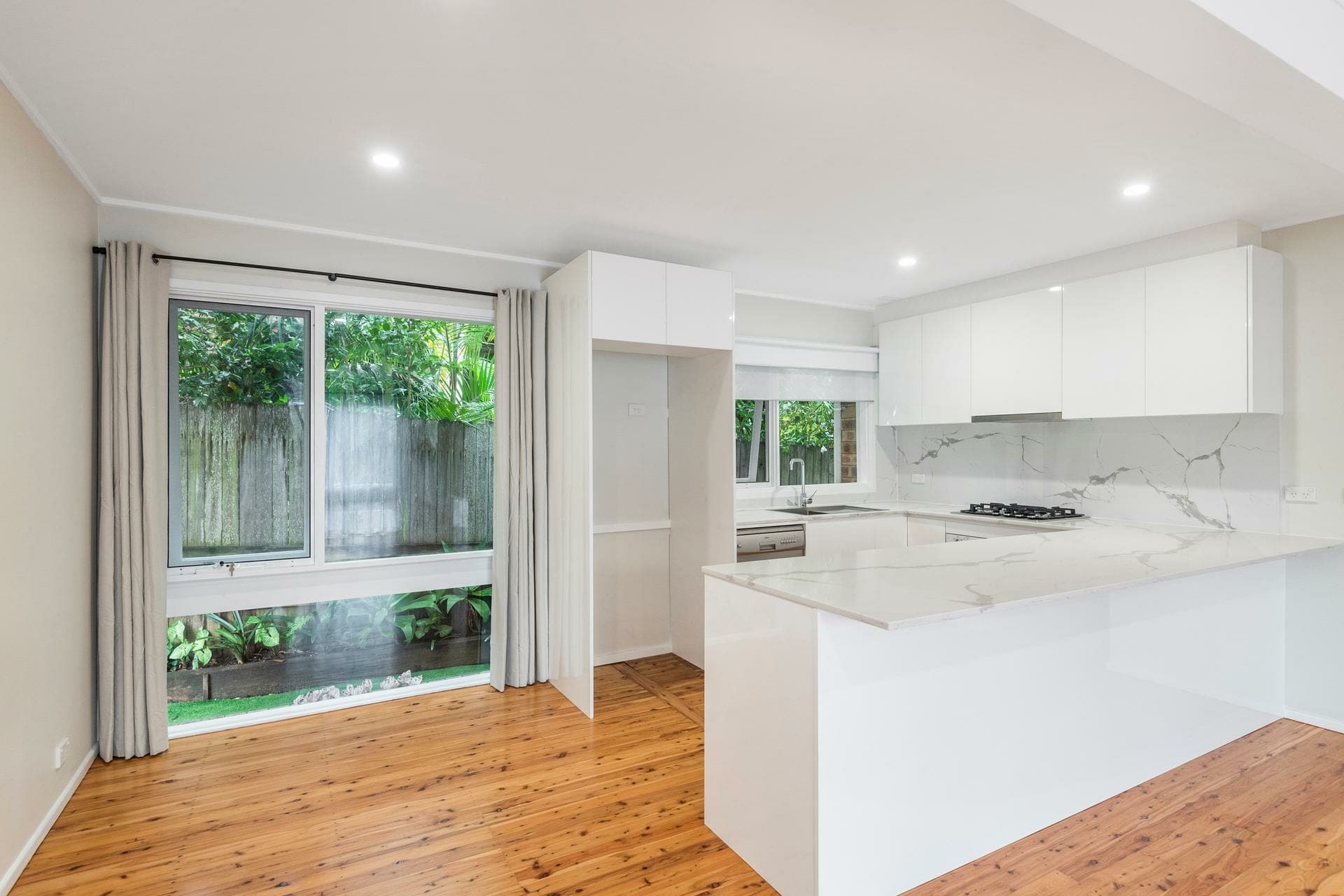8a Lewis Street Avalon Beach NSW, Avalon Beach - Thumbnail 2