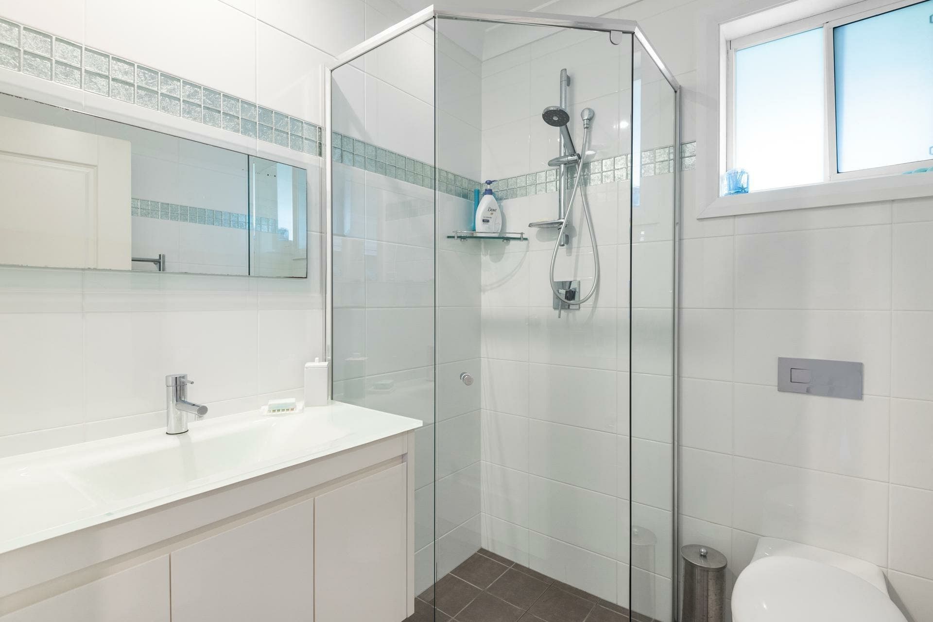 7A Burrawong Road Avalon Beach NSW, Avalon Beach - Image 1