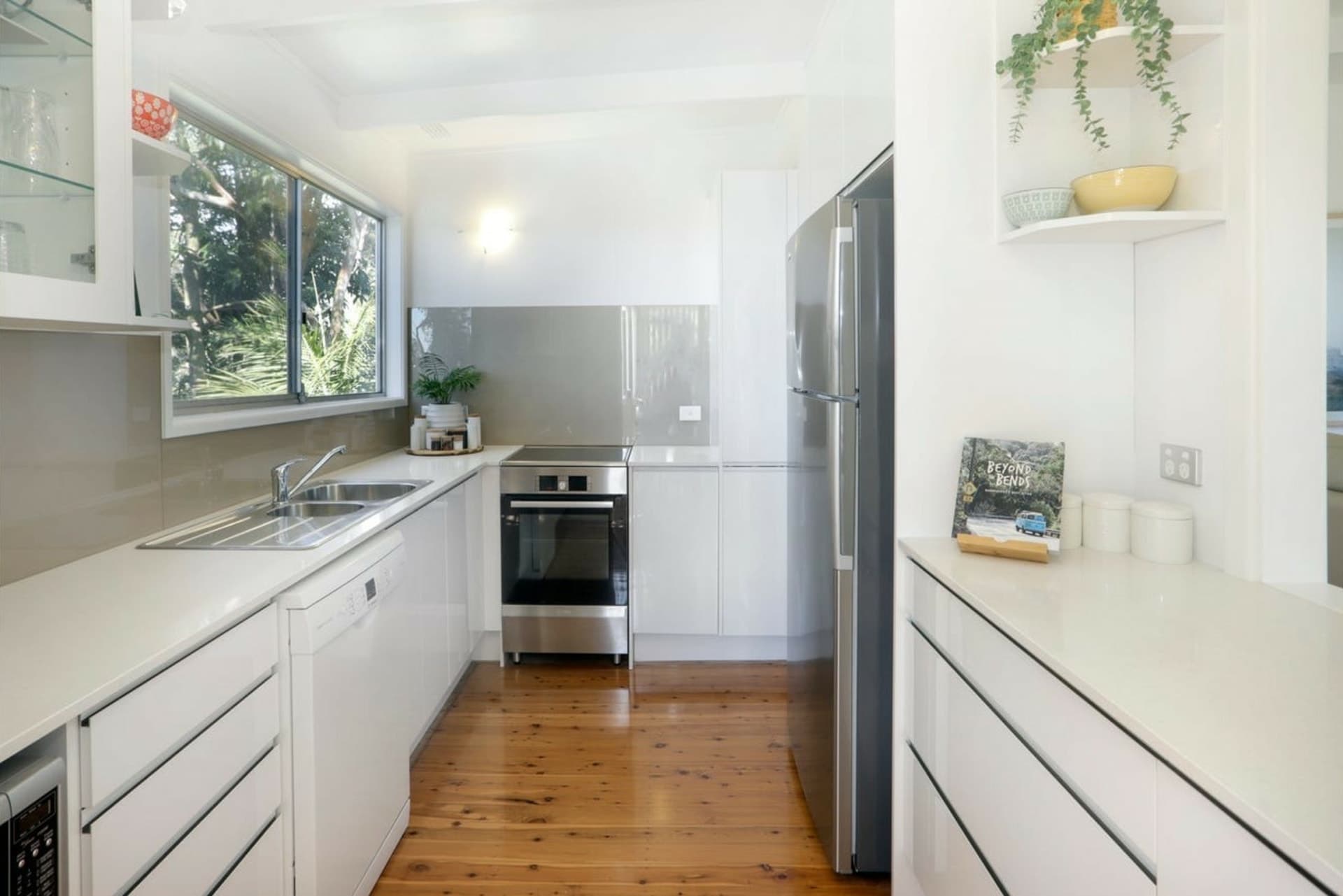 86 Riviera Avenue, Avalon Beach, Avalon Beach - Thumbnail 3