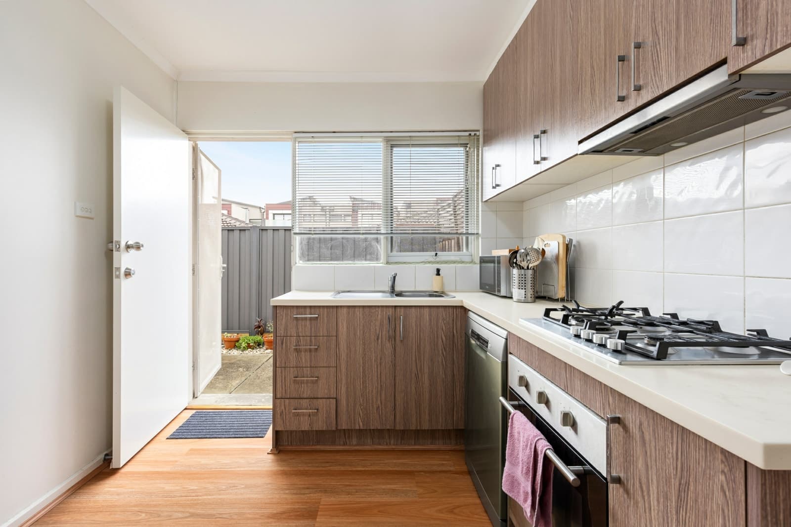 2/19 Oakes Avenue, CLAYTON SOUTH, Clayton South - Thumbnail 3