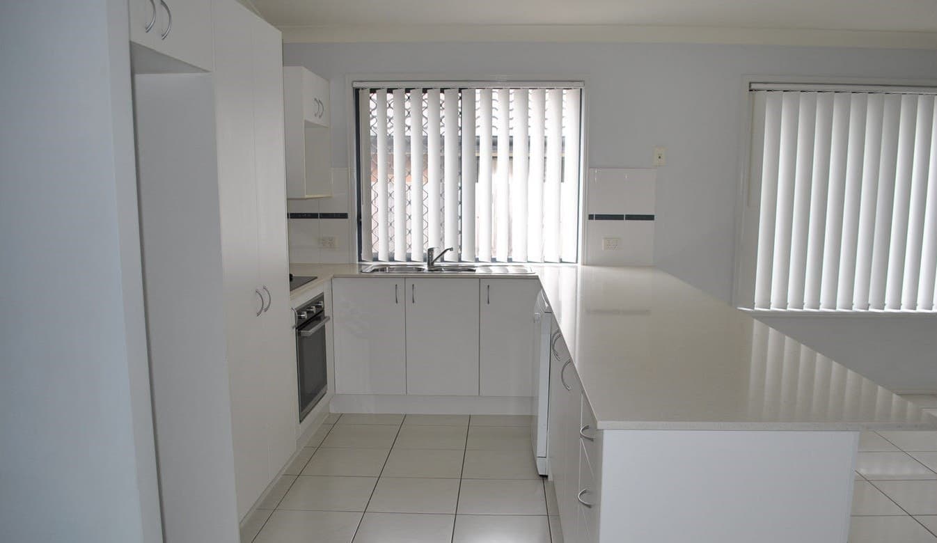 45 Dornoch Crescent, Raceview  QLD  4305, Raceview - Thumbnail 4