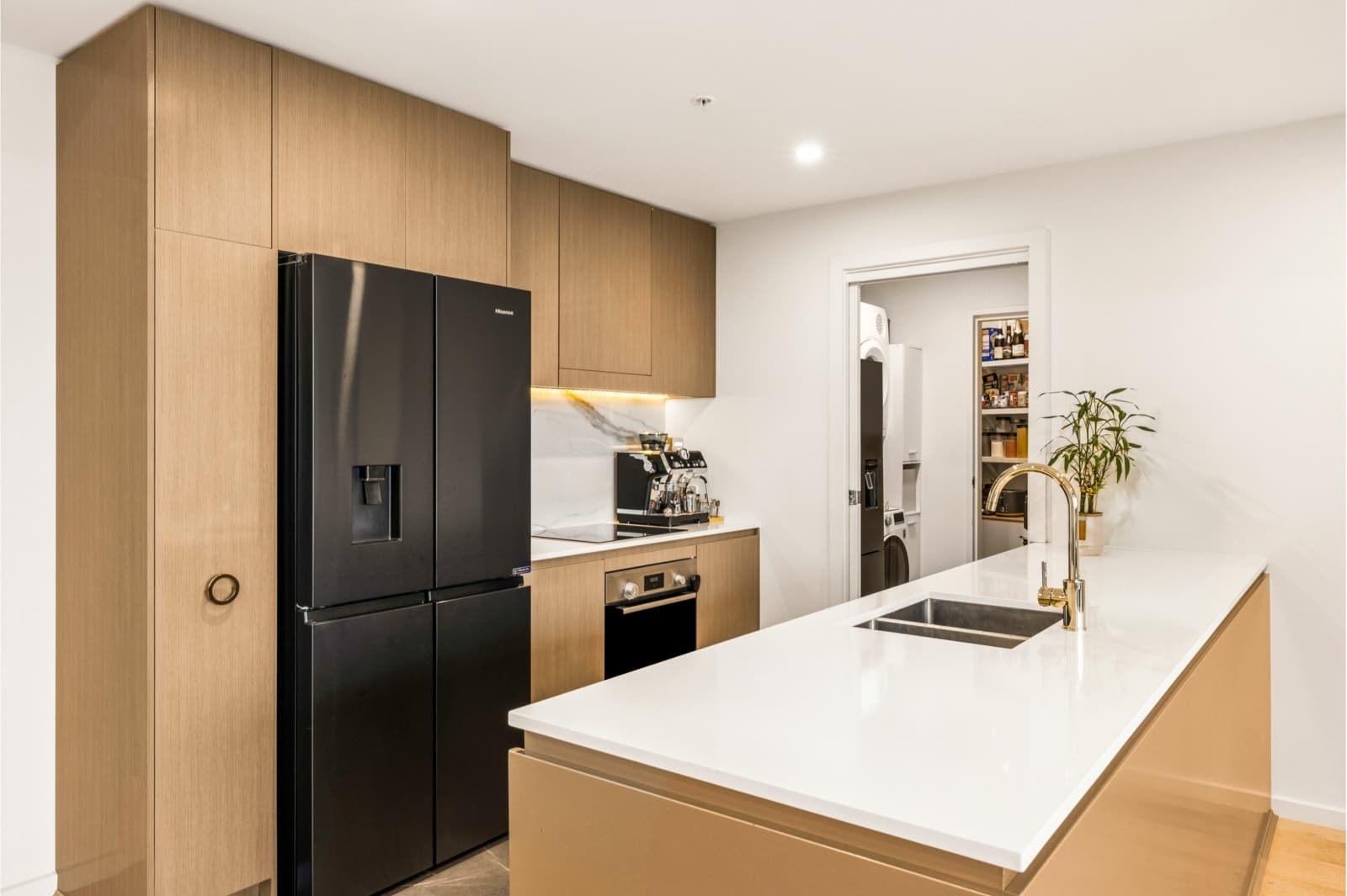 12131/19 Amalfi Drive, WENTWORTH POINT, Wentworth Point - Thumbnail 3