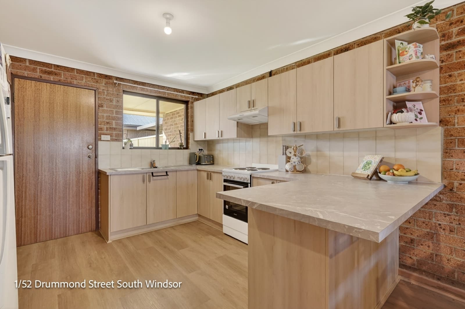 52 Drummond Street, SOUTH WINDSOR, South Windsor - Thumbnail 5