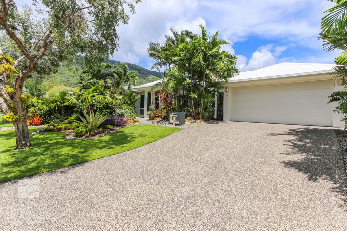 4 Billingai Close, Palm Cove - Image 1