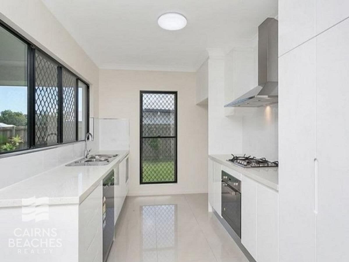 17 The Avenue, Trinity Park - Thumbnail 2