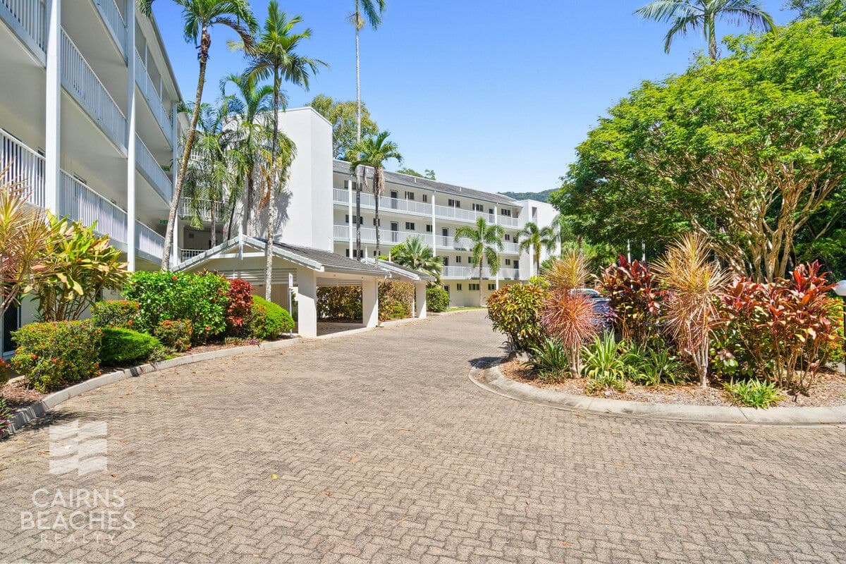 221/305-341 Coral Coast Drive, Palm Cove - Thumbnail 2