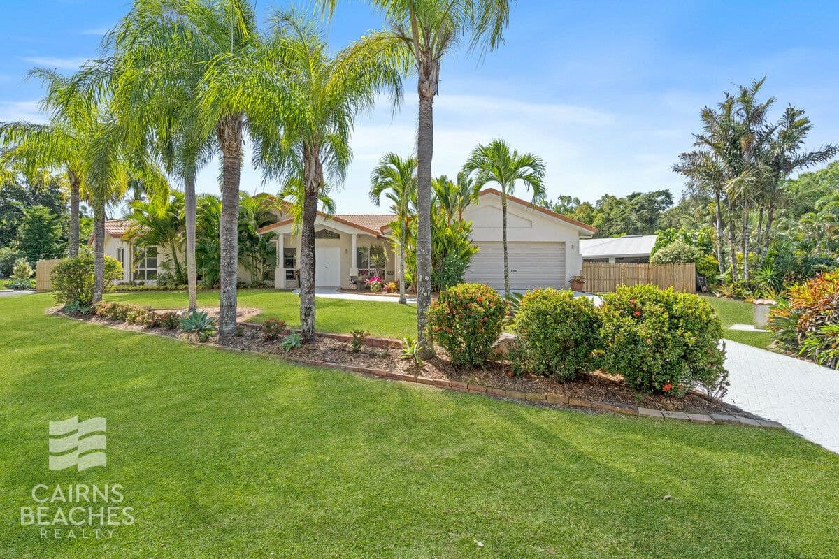 10 Melissa Close, Clifton Beach - Image 1