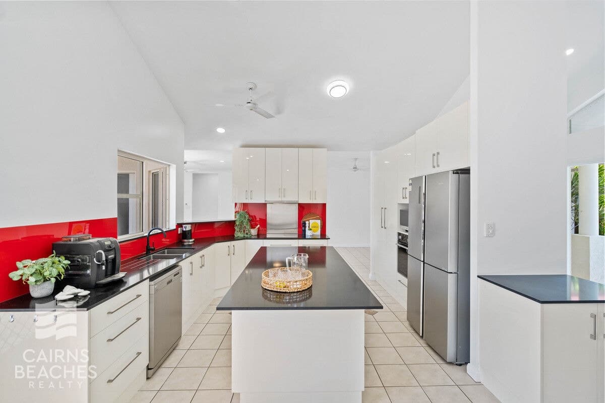10 Melissa Close, Clifton Beach - Thumbnail 4