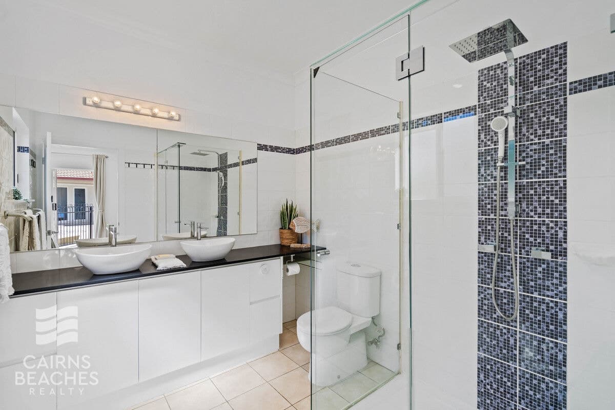 10 Melissa Close, Clifton Beach - Thumbnail 8