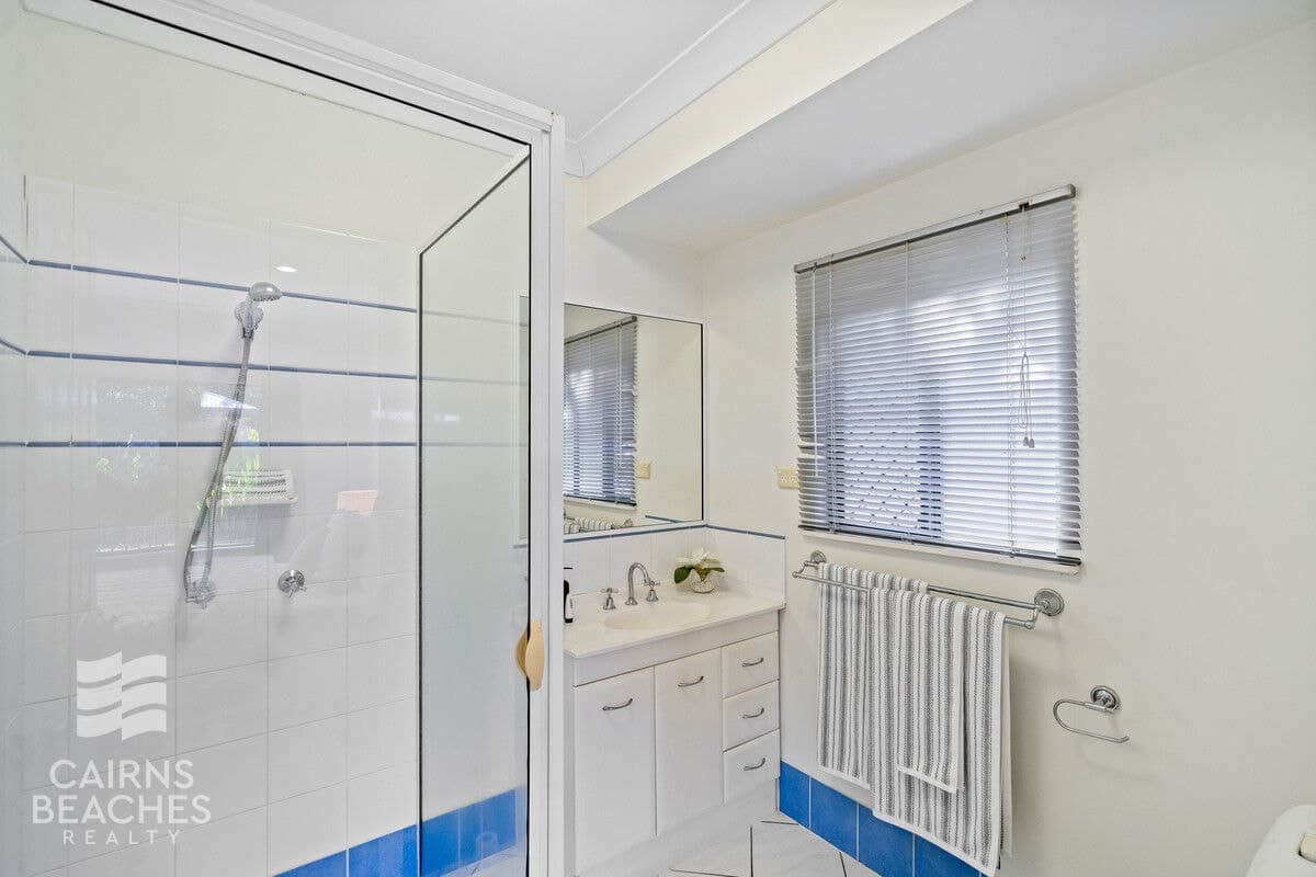 1 MacArthur Close, Palm Cove - Thumbnail 8