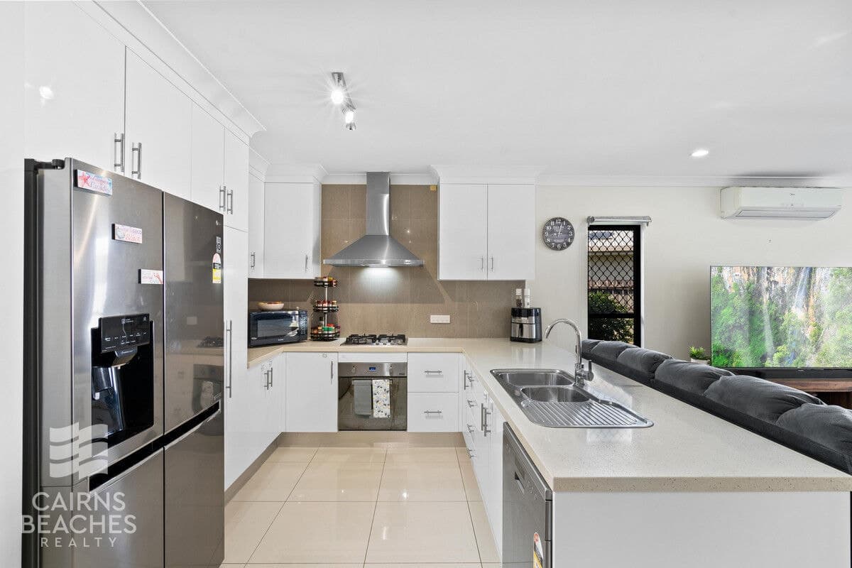 9 Hillary Drive, Smithfield - Thumbnail 3