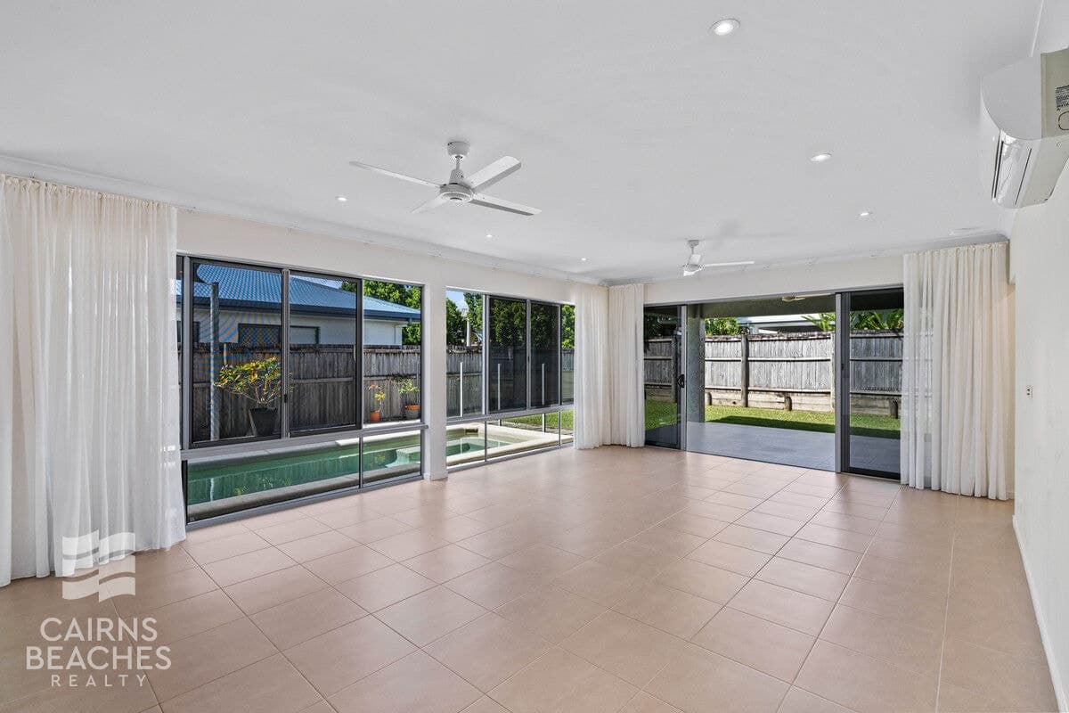 38 Thornborough Circuit, Smithfield - Thumbnail 5