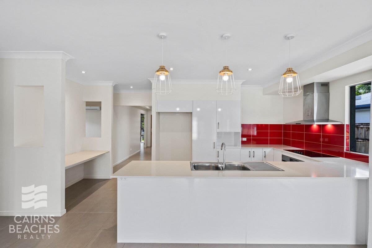 38 Thornborough Circuit, Smithfield - Thumbnail 7